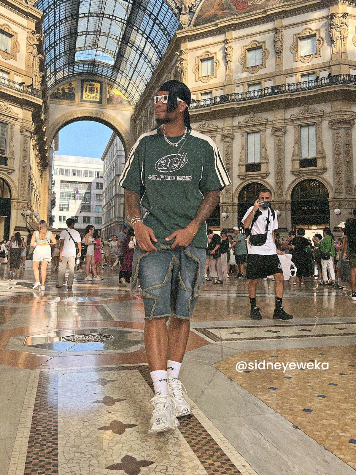 Aelfric Eden Vintage Starry Fringe Jorts - Image 6