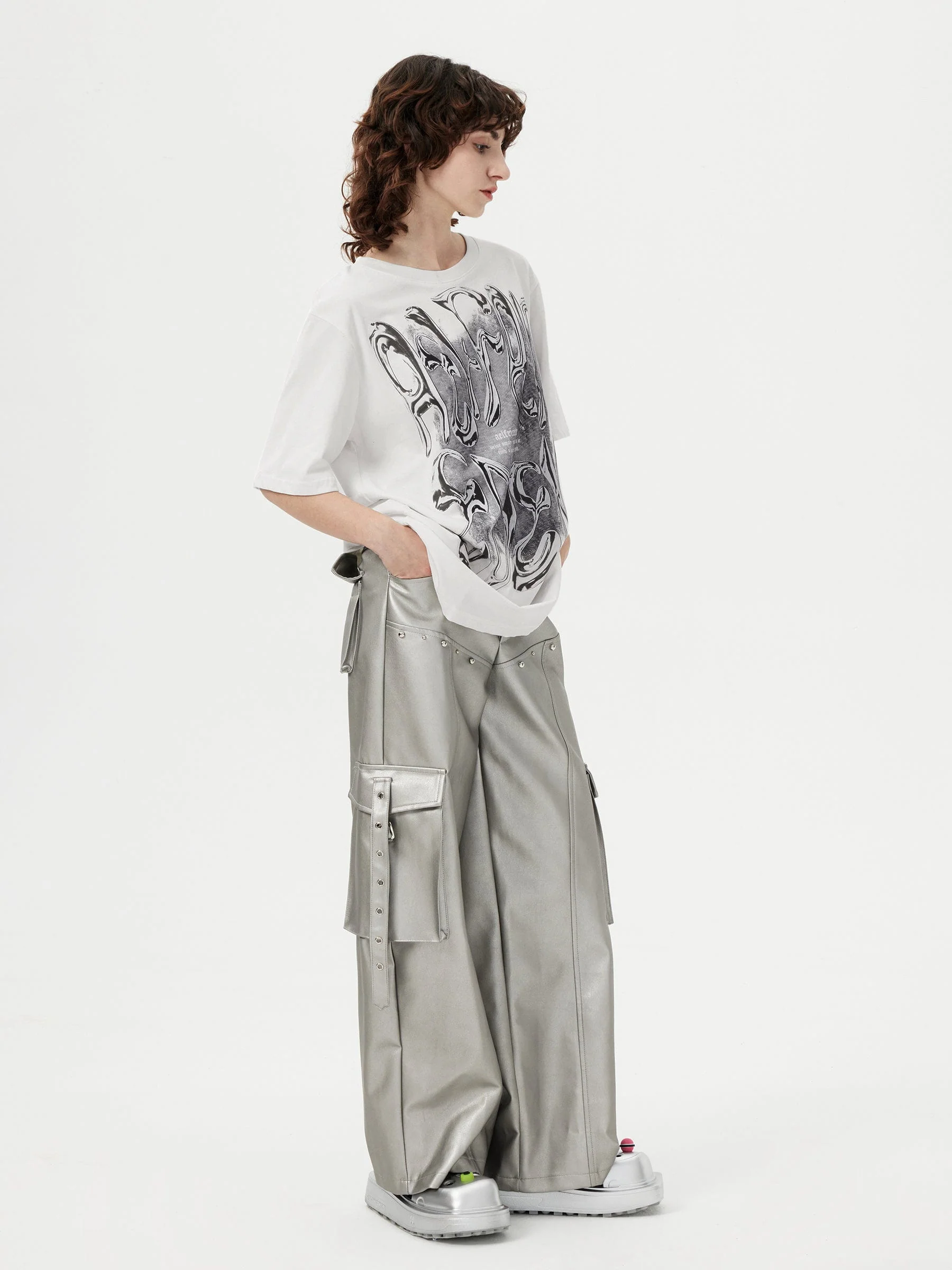 Aelfric Eden Futuristic Liquid Metal Design Tee - Image 4